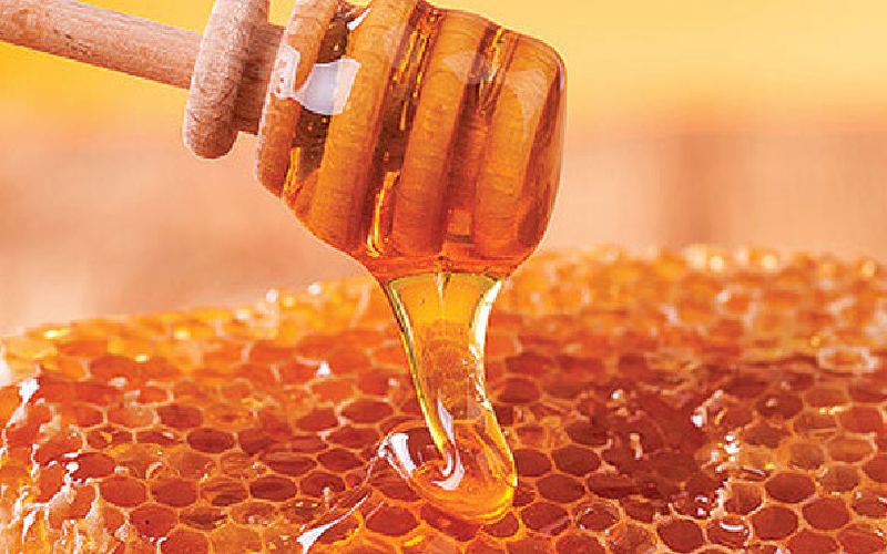 قیمت عسل با موم 1401