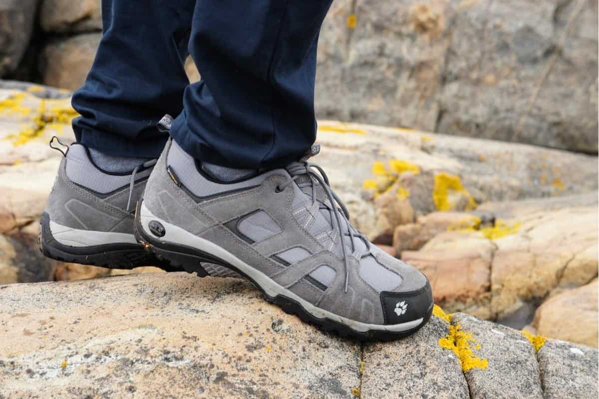 کفش کوهنوردی مردانه