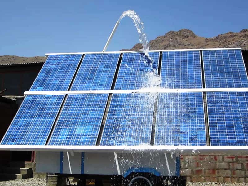 پمپ آب خورشیدی 