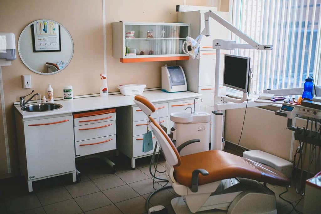 یونیت دندانپزشکی فیدار