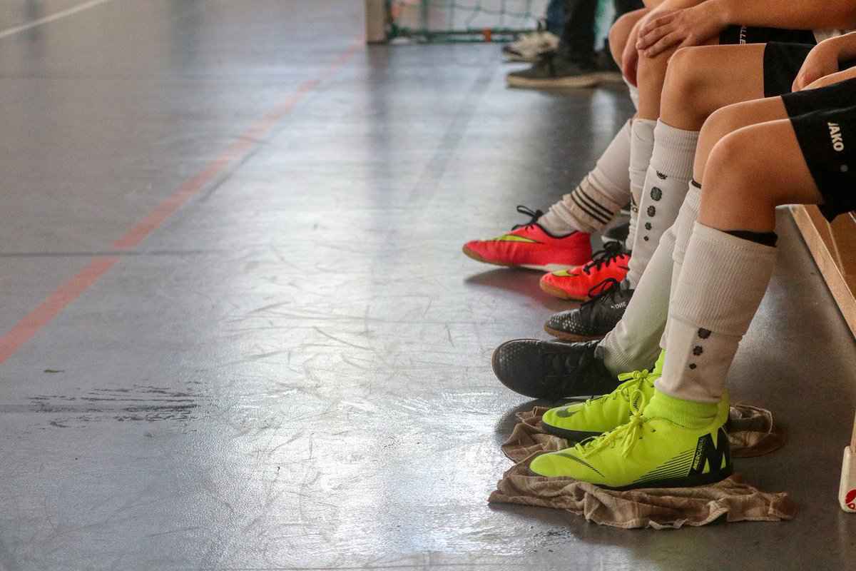 کفش فوتبال سالنی آدیداس