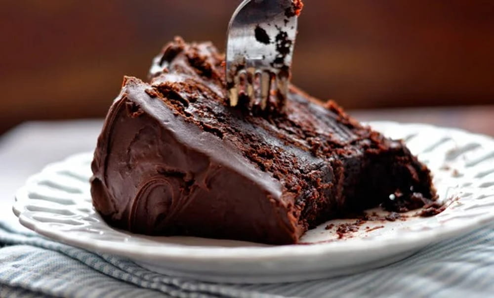 کیک خیس شکلاتی ویسگون