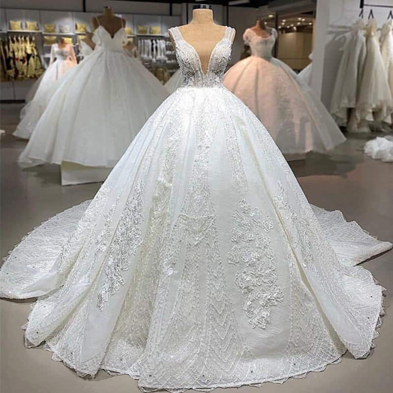 لباس عروس سفید پف دار