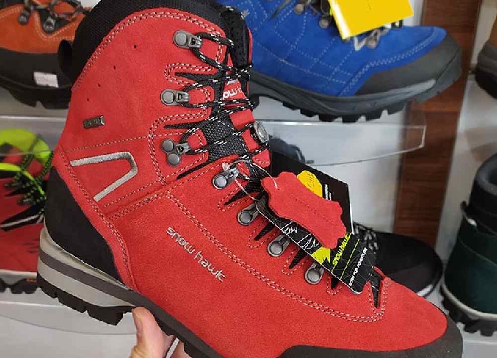 کفش کوهنوردی اسنوهاک