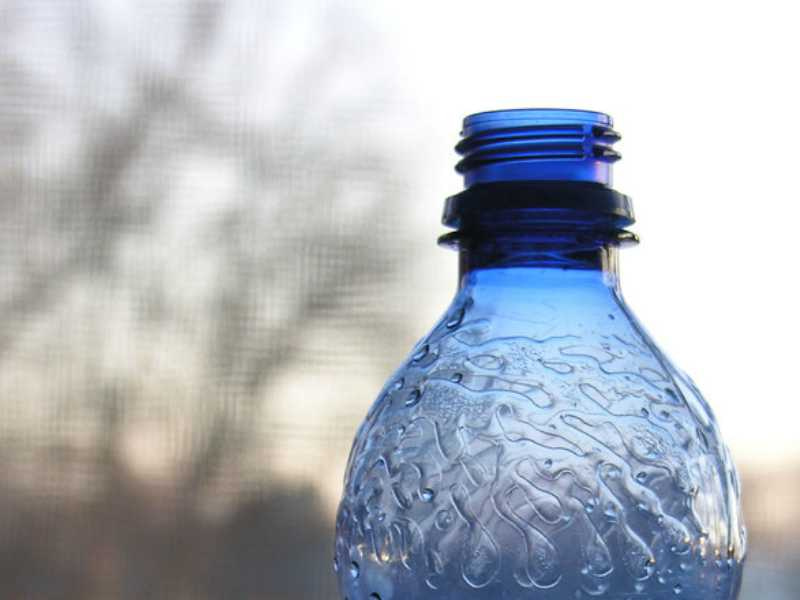 بطری آب معدنی یک لیتری