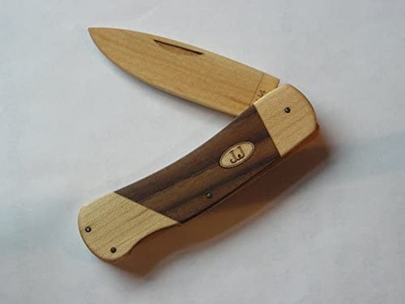 چاقو چوبی پروانه ای