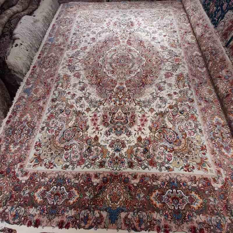 فرش دستباف نقشه تبریز