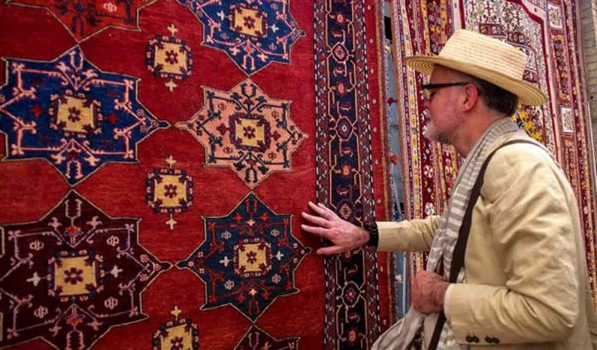 فرش قصر ایرانیان یزد