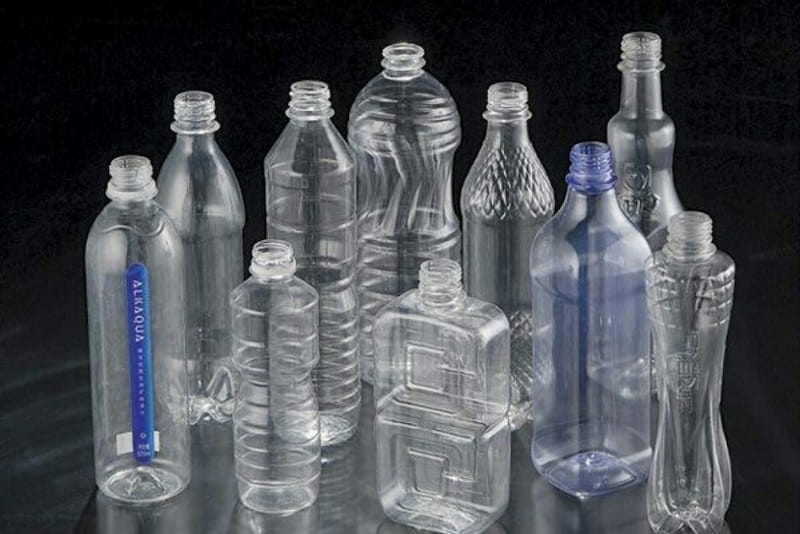 بطری پلاستیکی آب معدنی
