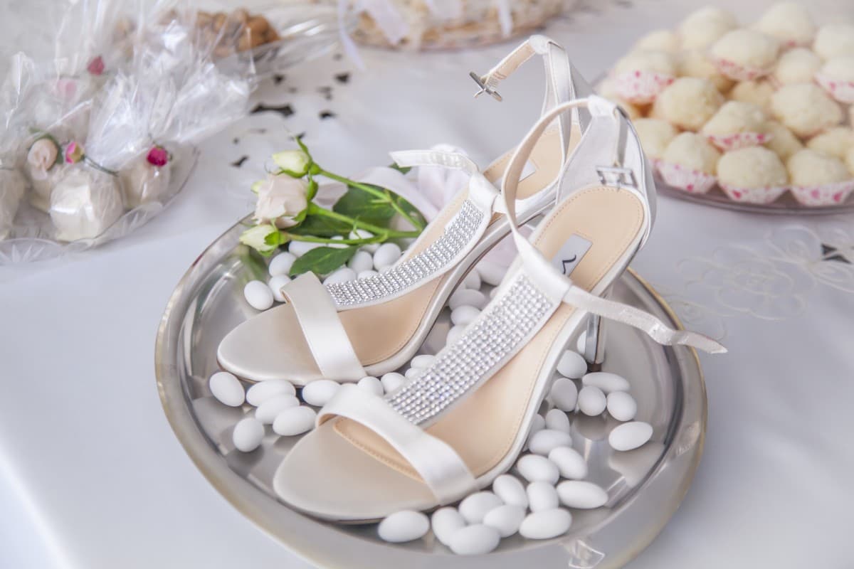 کفش سفید مجلسی عروس
