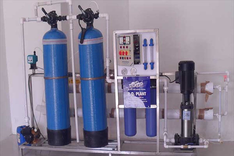 دستگاه تصفیه آب نیمه صنعتی 
