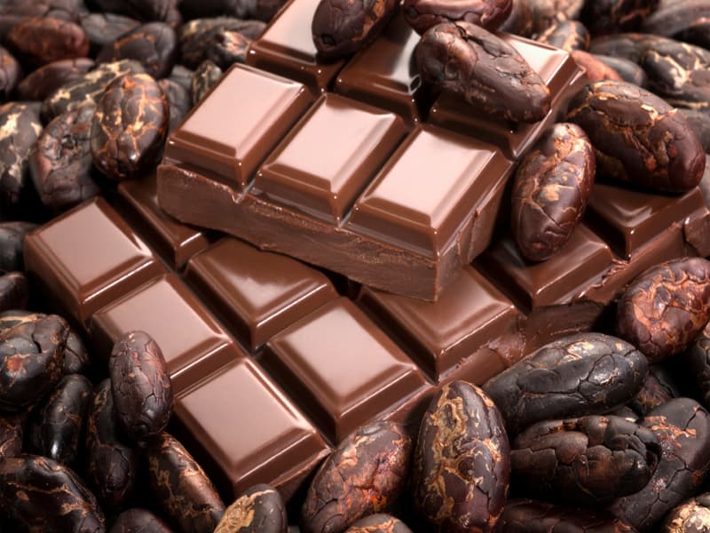 شکلات تخته ای با پودر کاکائو