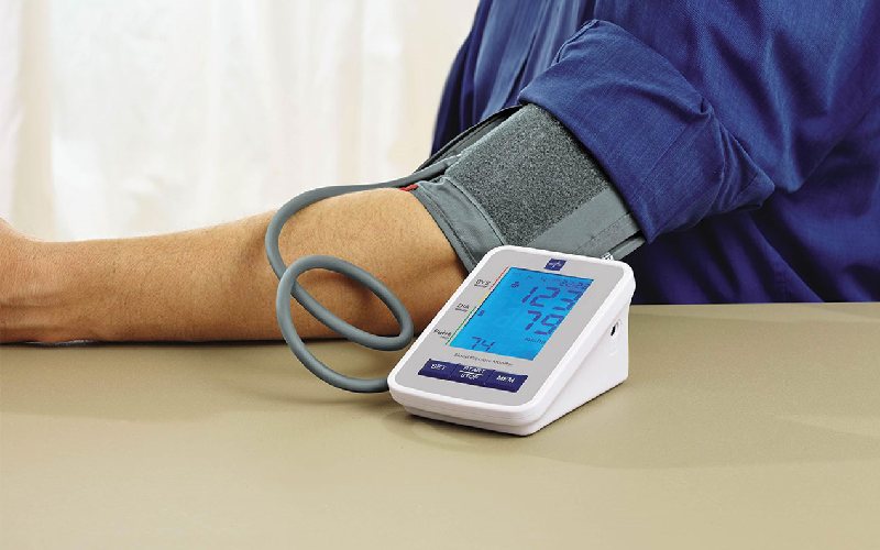  دستگاه فشار خون دیجیتالی