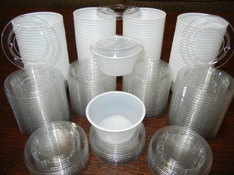 ظروف یکبار مصرف پلاستیکی