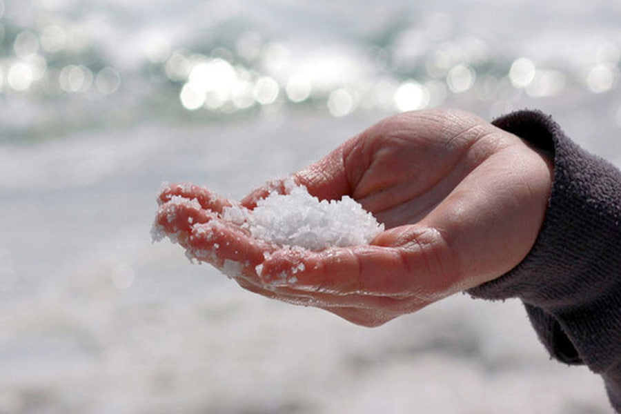 نمک دریا در شامپو