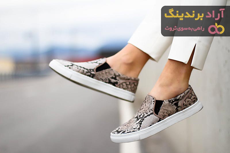 Patterned Leather Shoes