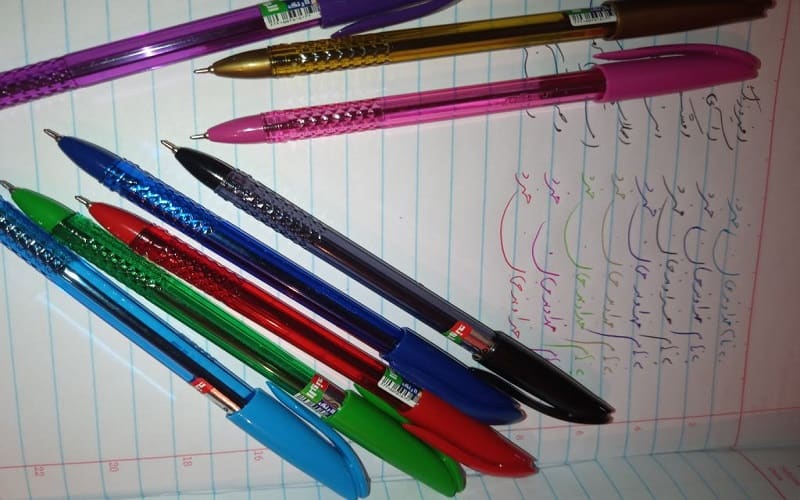 خودکار رنگی 