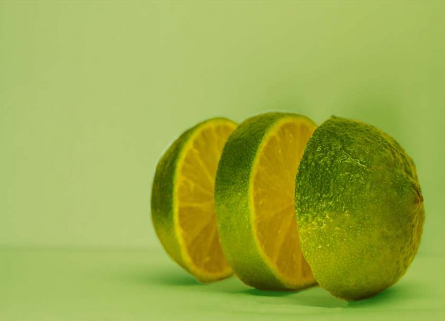 لیمو ترش تلخ شده