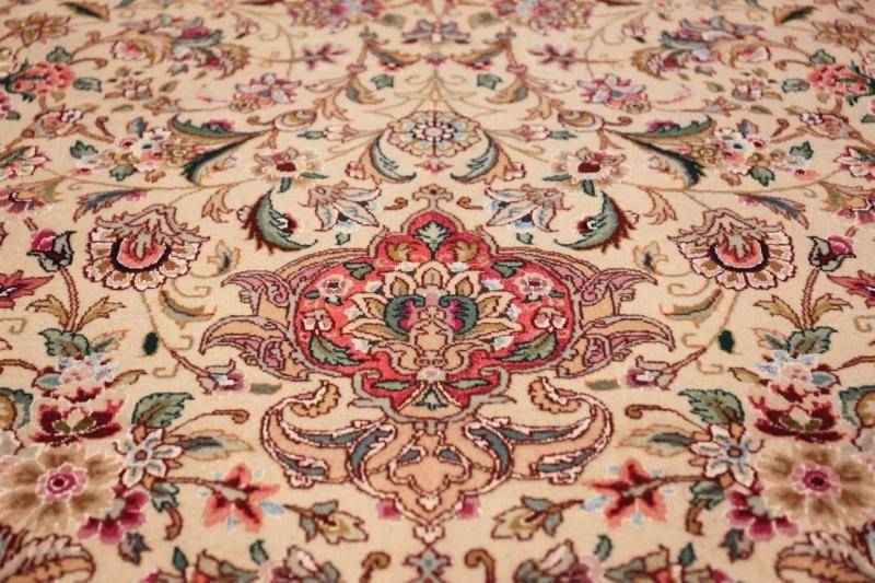 فرش ایرانی قیمت
