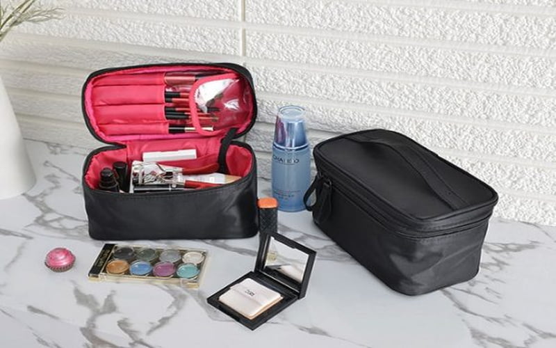 کیف لوازم آرایش مسافرتی