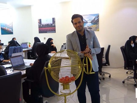 برنده جایزه قرعه‌ کشی مسابقه روزانه مجموعه، آقای عبدالزهرا الکعبی
