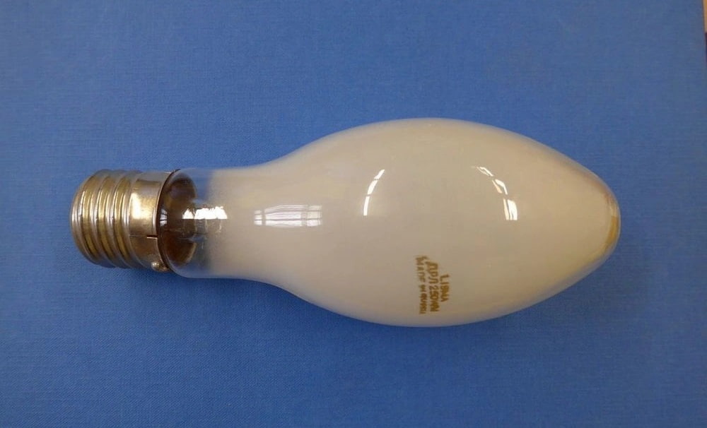 خرید لامپ بخار + معرفی کارخانه تولید و عرضه پخش