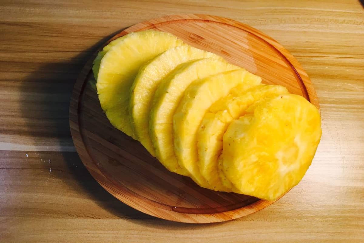 les différentes parties de l'ananas