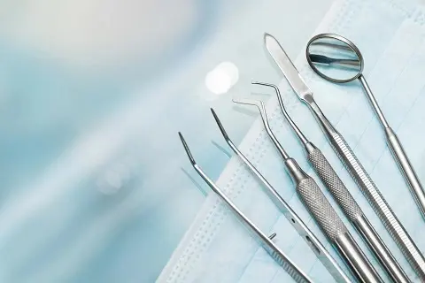 दंत चिकित्सा उपकरण और उपभोग्य सामग्रियों की खरीद + व्यवसाय के बारे में चर्चा का अभाव