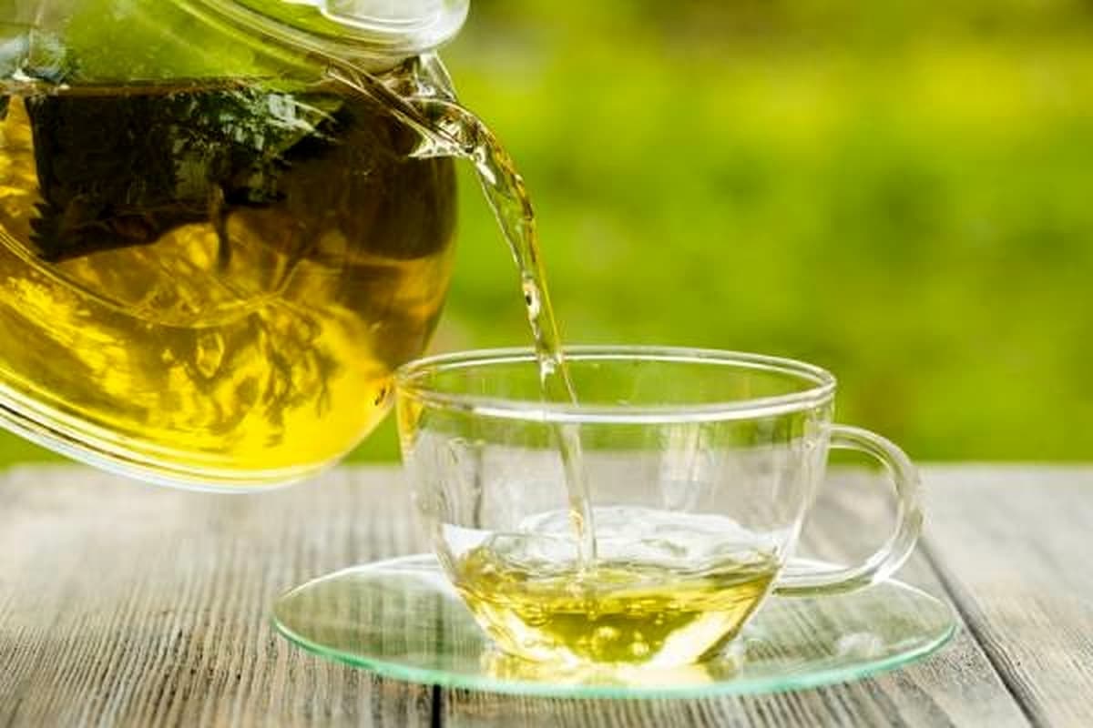 Le Proprietà del Tè Verde: benefici per la salute e per la forma fisica